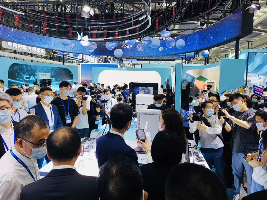 科技驱动发展 │ 爱游戏(中国)aiyouxi·官方网页版,携多款智能终端产品闪耀高交会